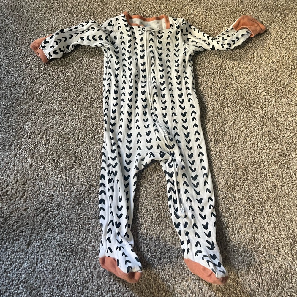 Cloud island 6-9 months footie